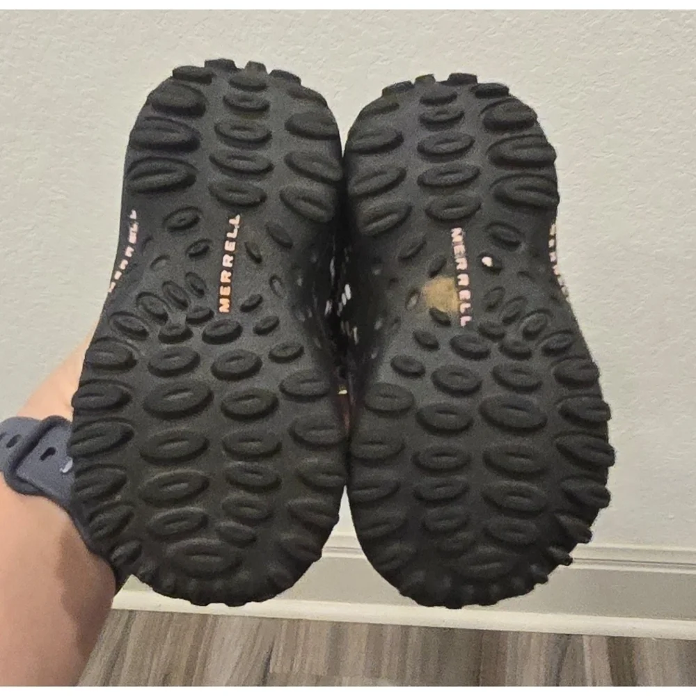 Merrell size color